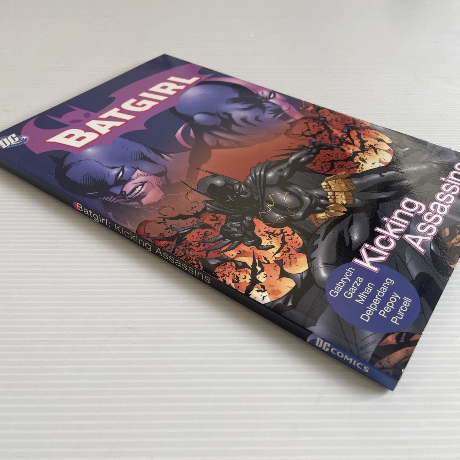 Batgirl Kicking Assassins 2005 TPB Graphic Novel Trade Paperback DC Comics3