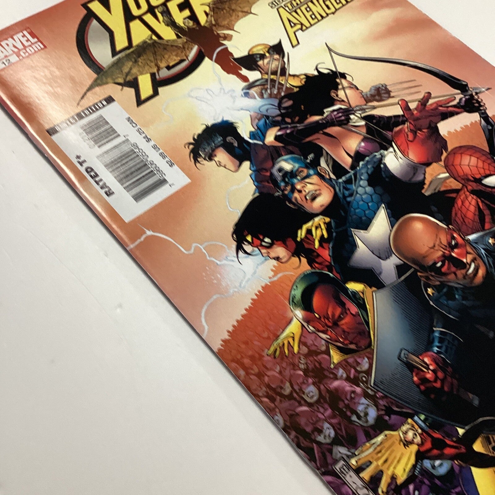 Young Avengers #12 2006 VF 1st Kate Bishop As Hawkeye4