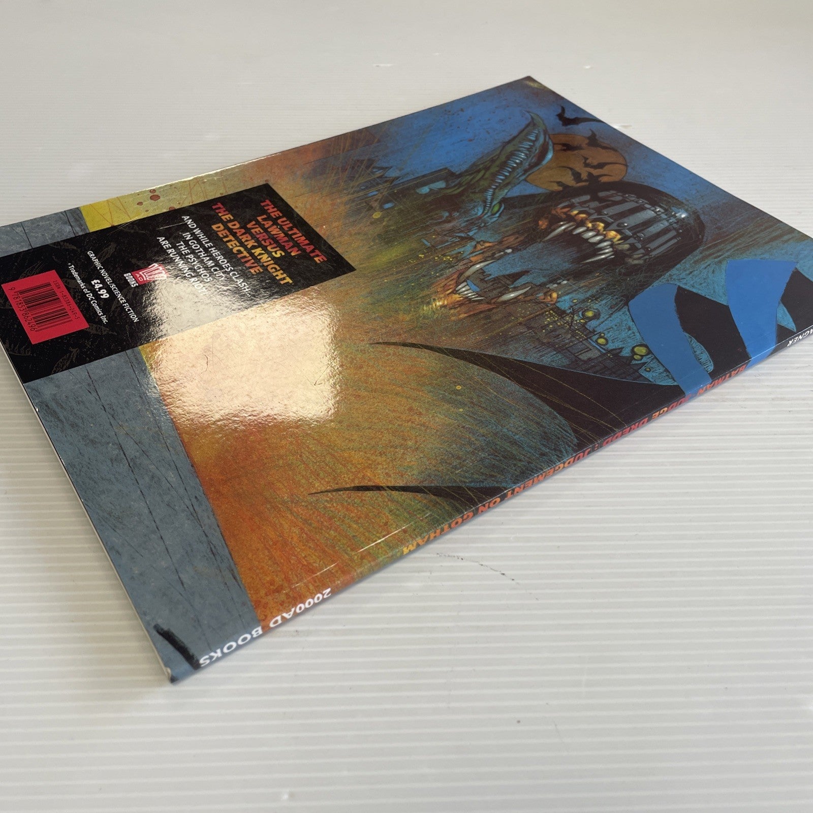 Batman Judge Dredd: Judgement on Gotham 1991 Anniversary Edition by Simon Bisley7