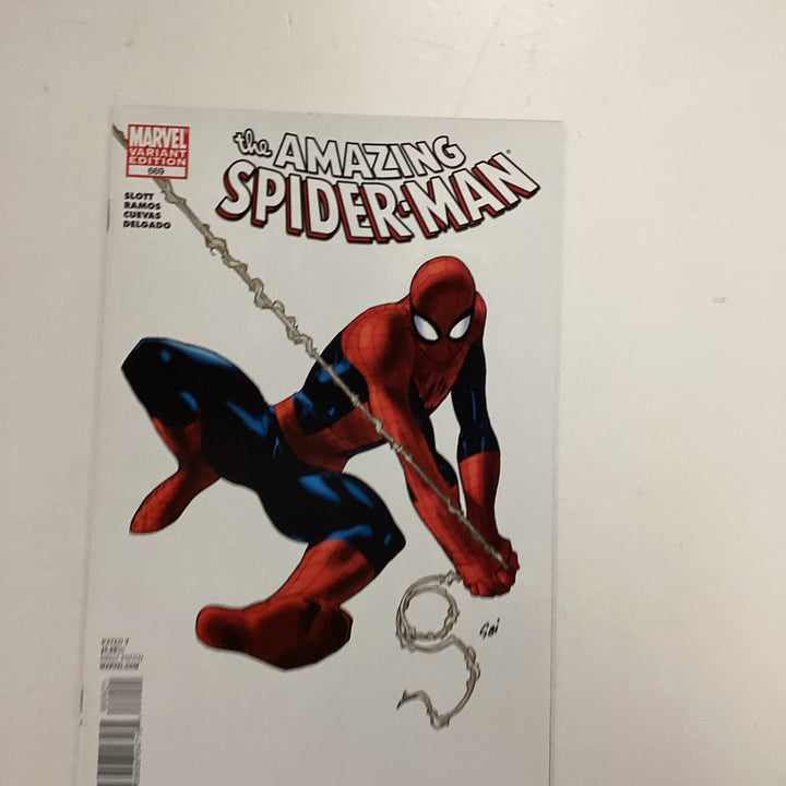 Amazing Spider-man #669 2011 NM Stuart Immonen Variant (2)0