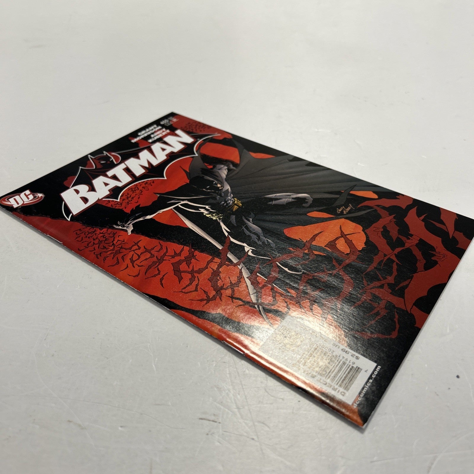 Batman #655 2006 VF  1st Appearance of Damian Wayne in Cameo3