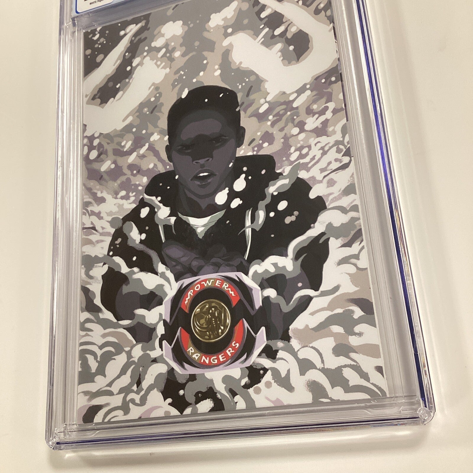 Mighty Morphin Power Rangers #12 2017 CGC 9.8 Montes Retailer Incentive Variant2