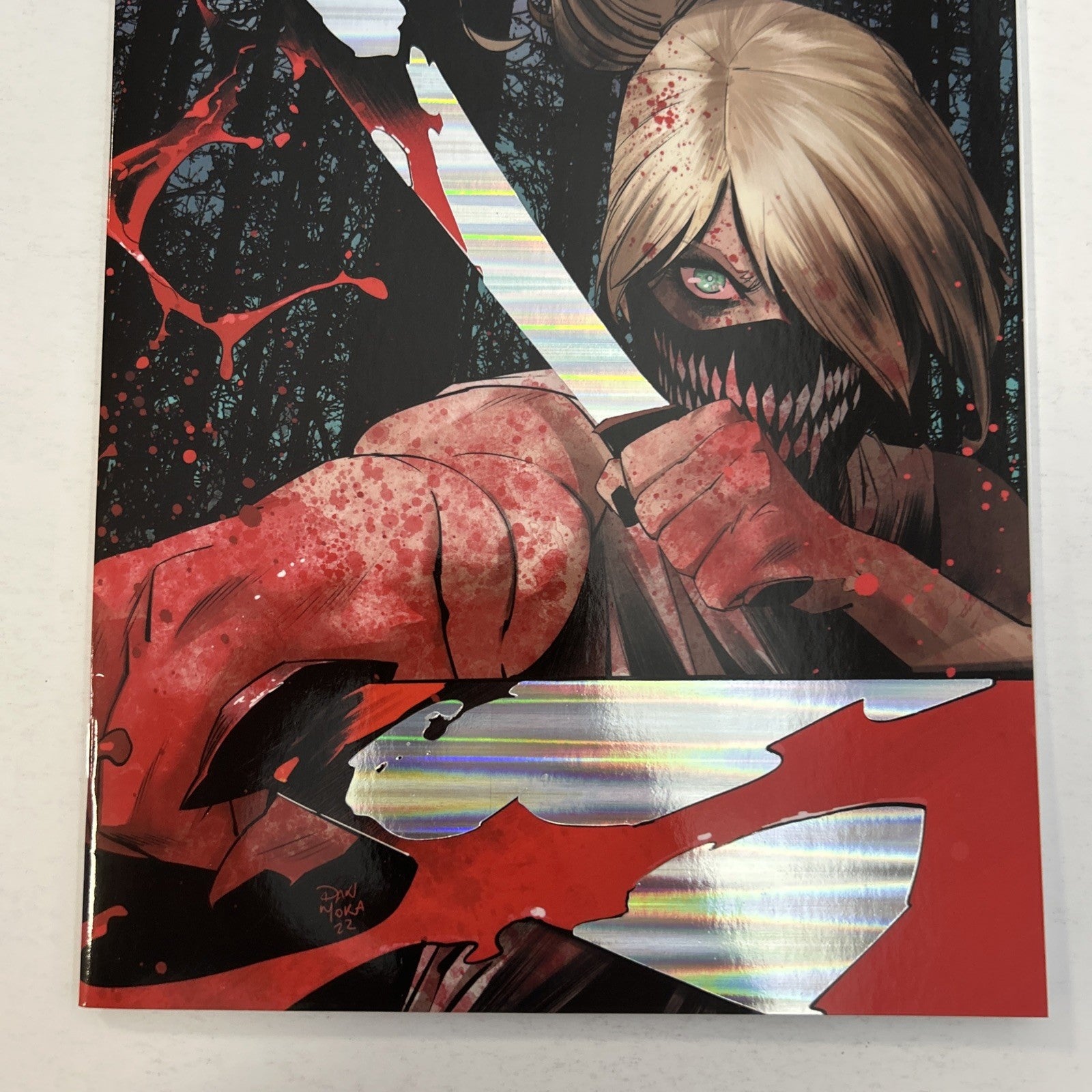 Something Is Killing The Children #27 2022 NM Dan Mora Holofoil Variant2