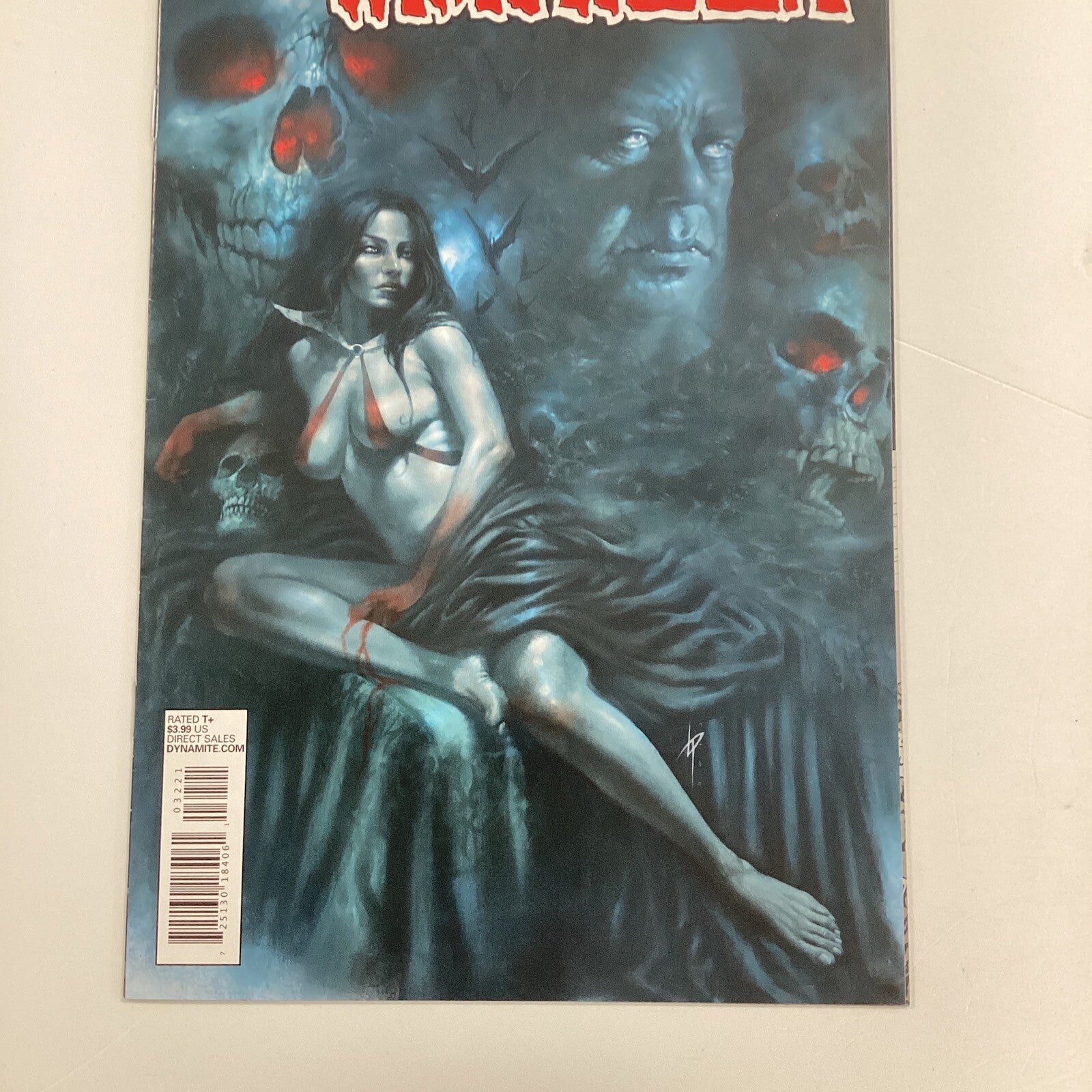 Vampirella #32 2013 NM Lucio Parrillo Cover Variant2