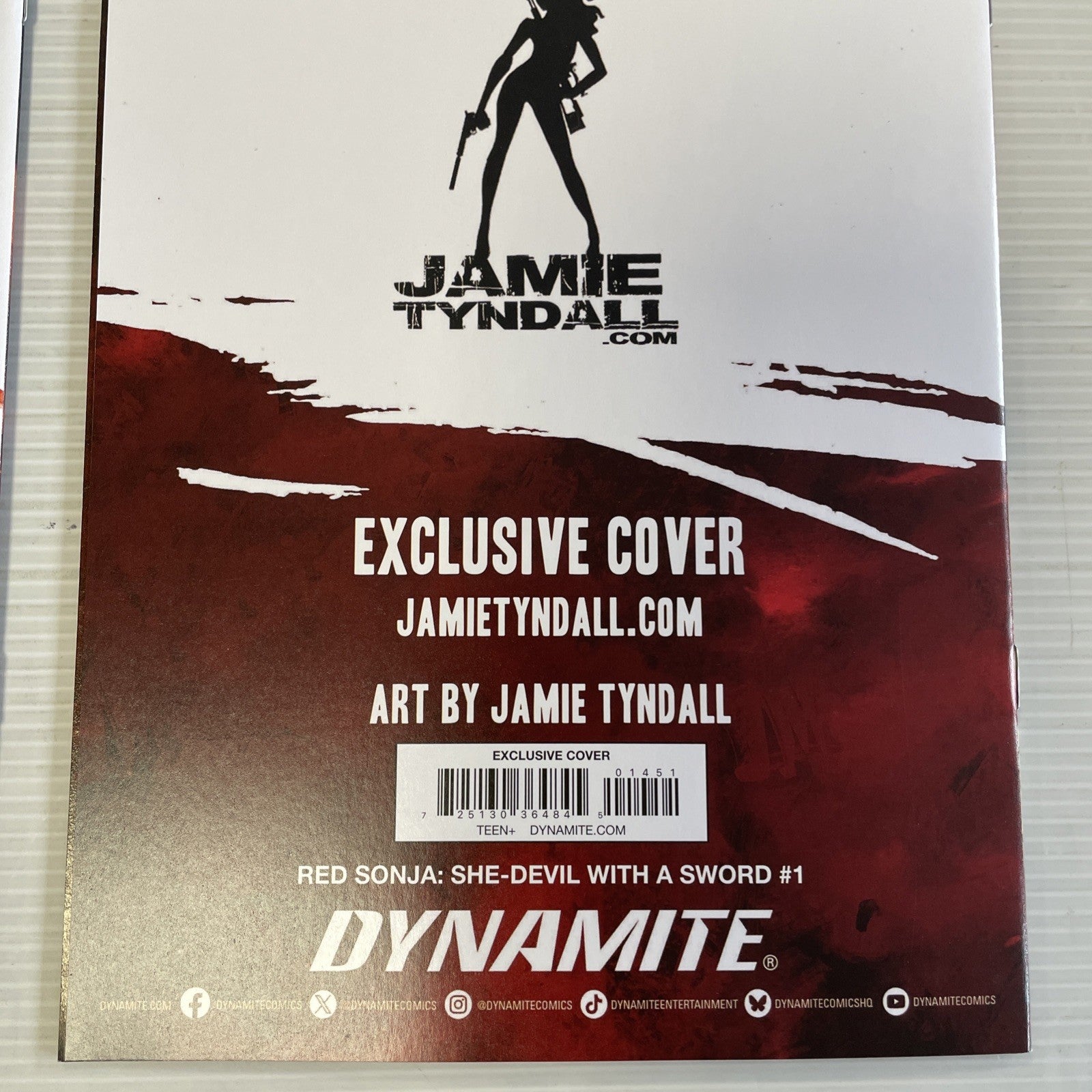 Red Sonja Vampirella #1 #2 2022 NM 616 Jamie Tyndall Virgin Connecting Fire14
