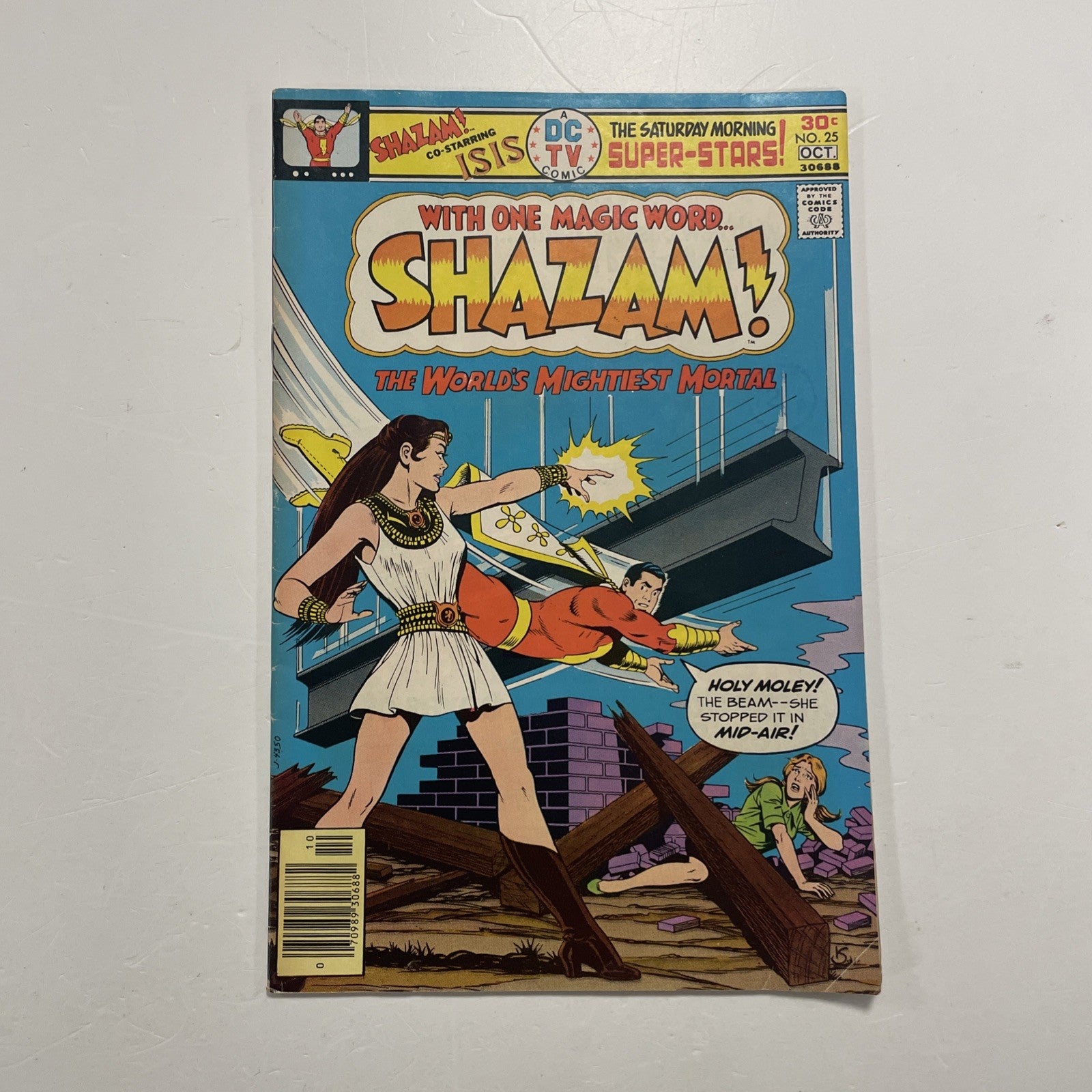 Shazam #25 1976 FN- 1st Appearance of Isis0
