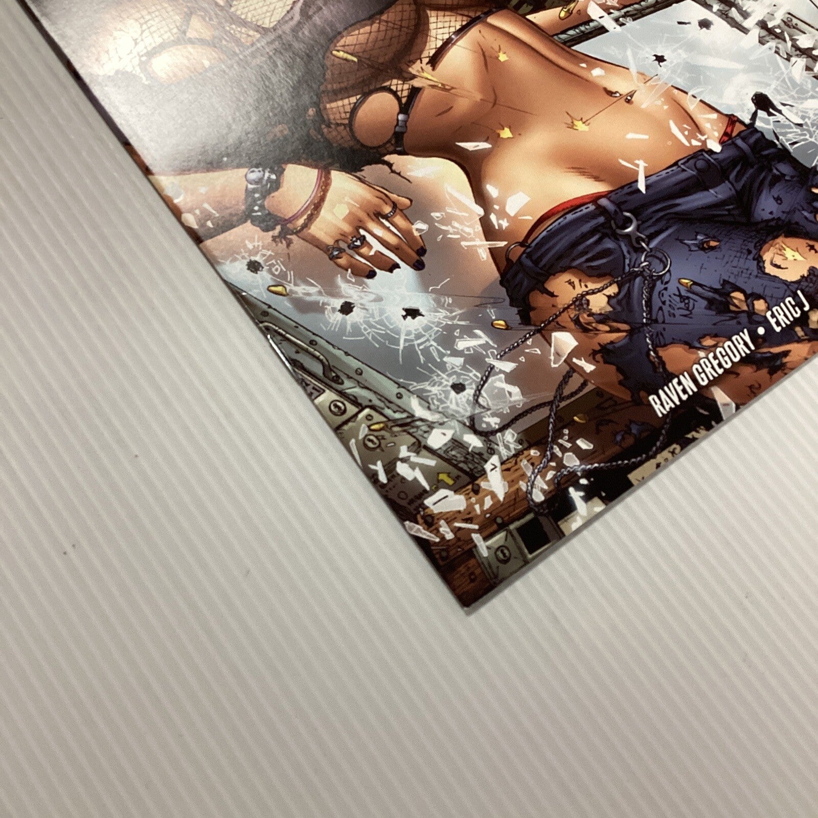 Fly #1 2011 NM Zenescope3