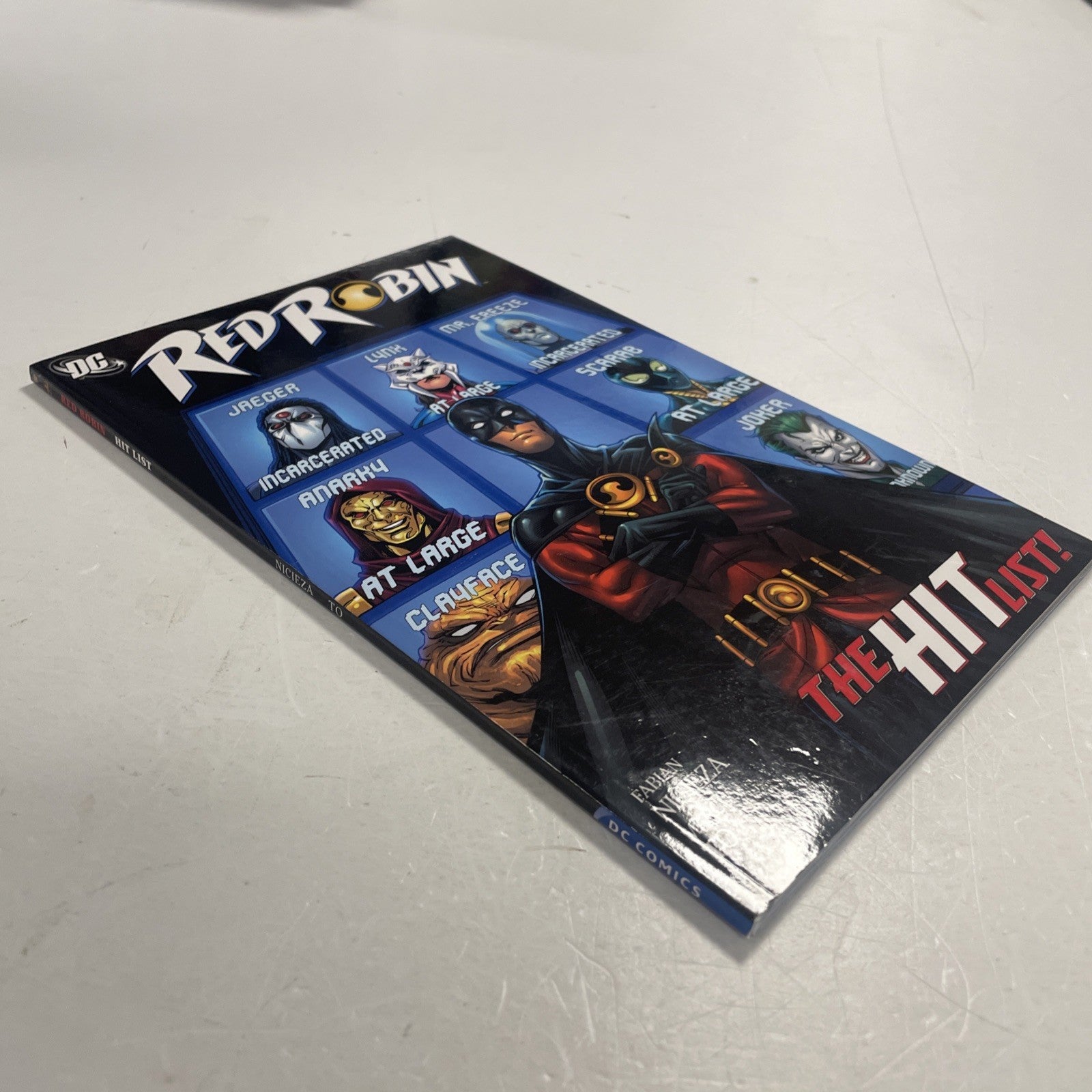 Red Robin: The Hit List 2011 TPB Trade Paperback Graphic Novel3