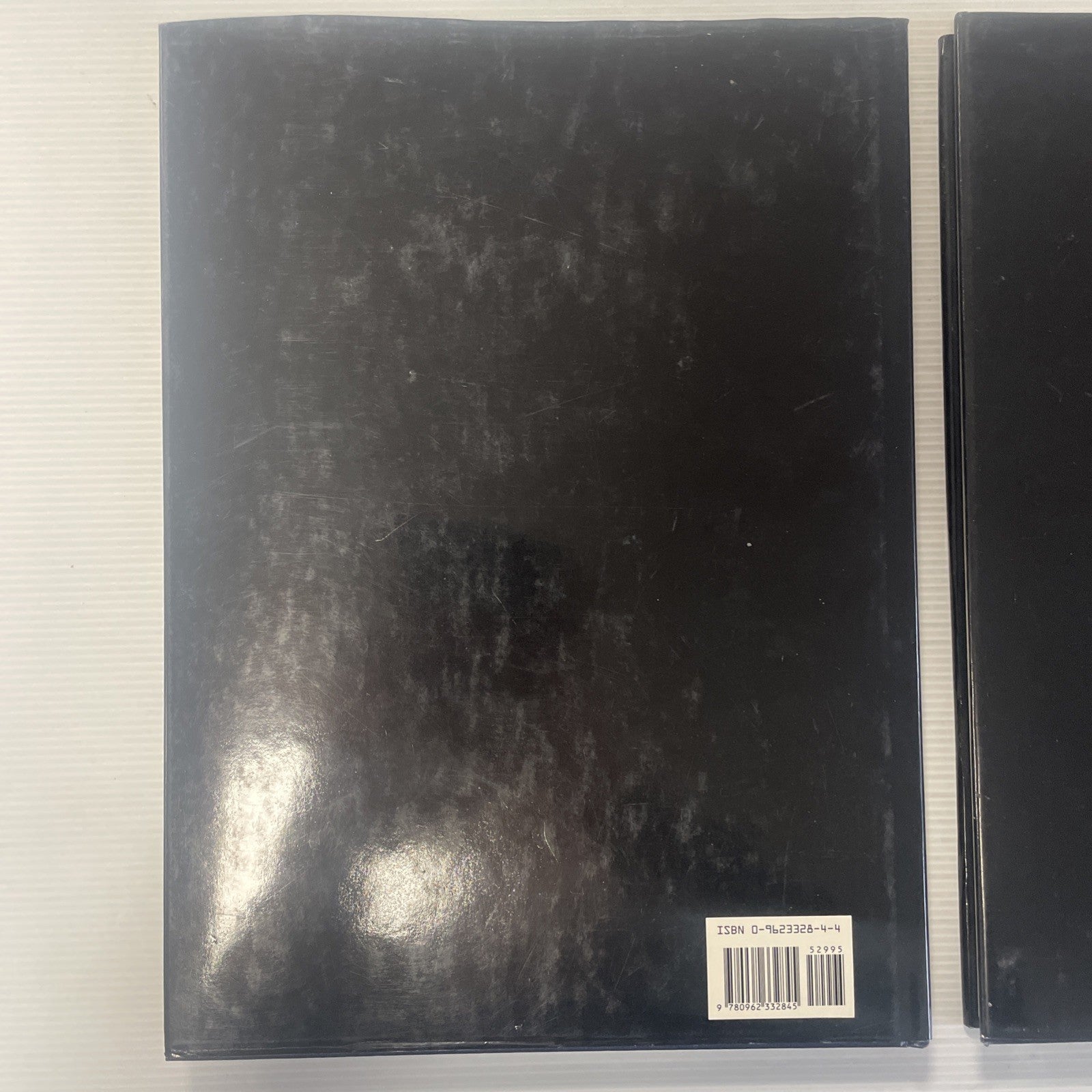 The Photo-Journal Guide to Marvel Comic Vol 3 & 4 A-J & K-Z Gerber Hardcover Set9