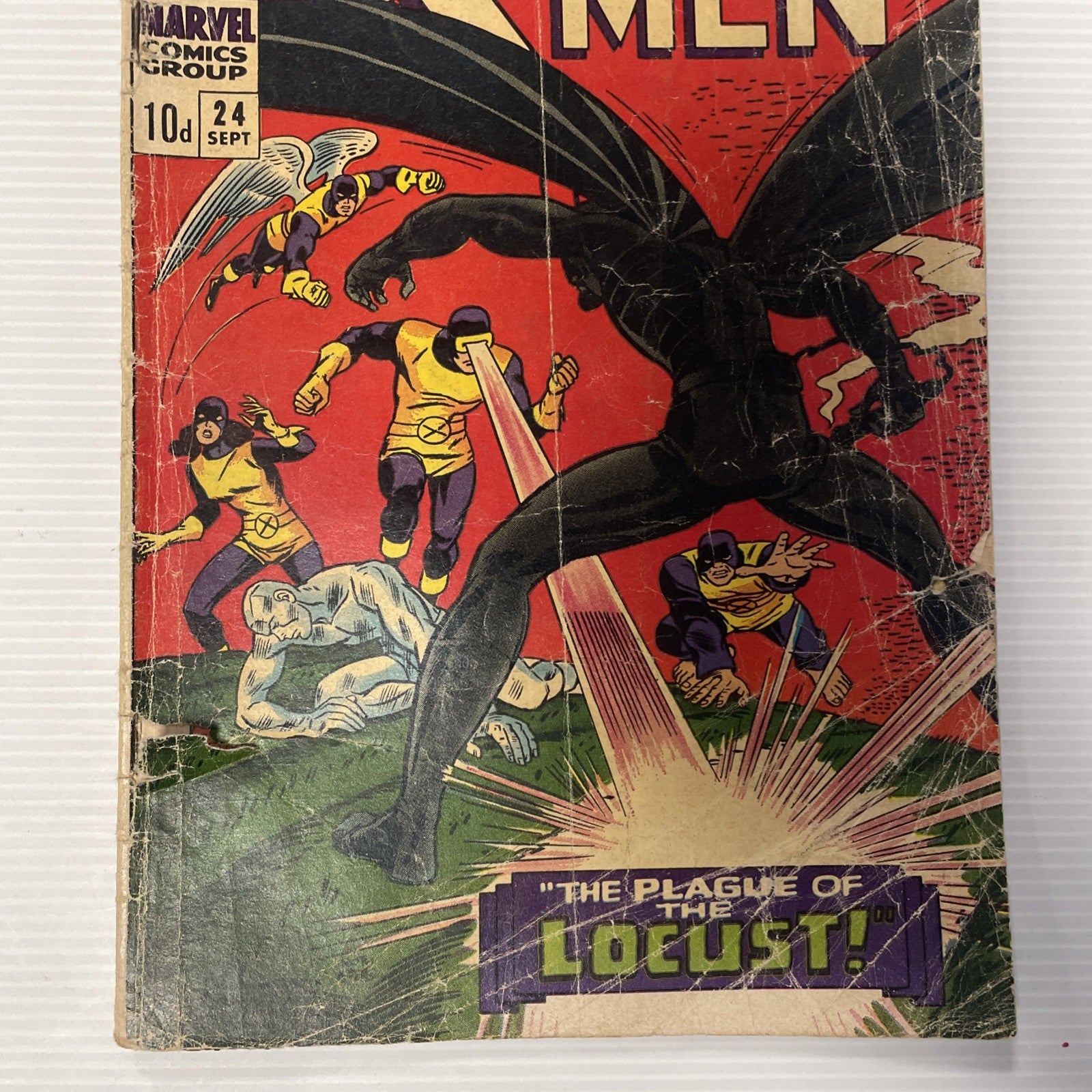 X-Men #24 1966 GD+ 1st Appearance of Locust Pence Copy **Pen in the 'X' of X-Men2