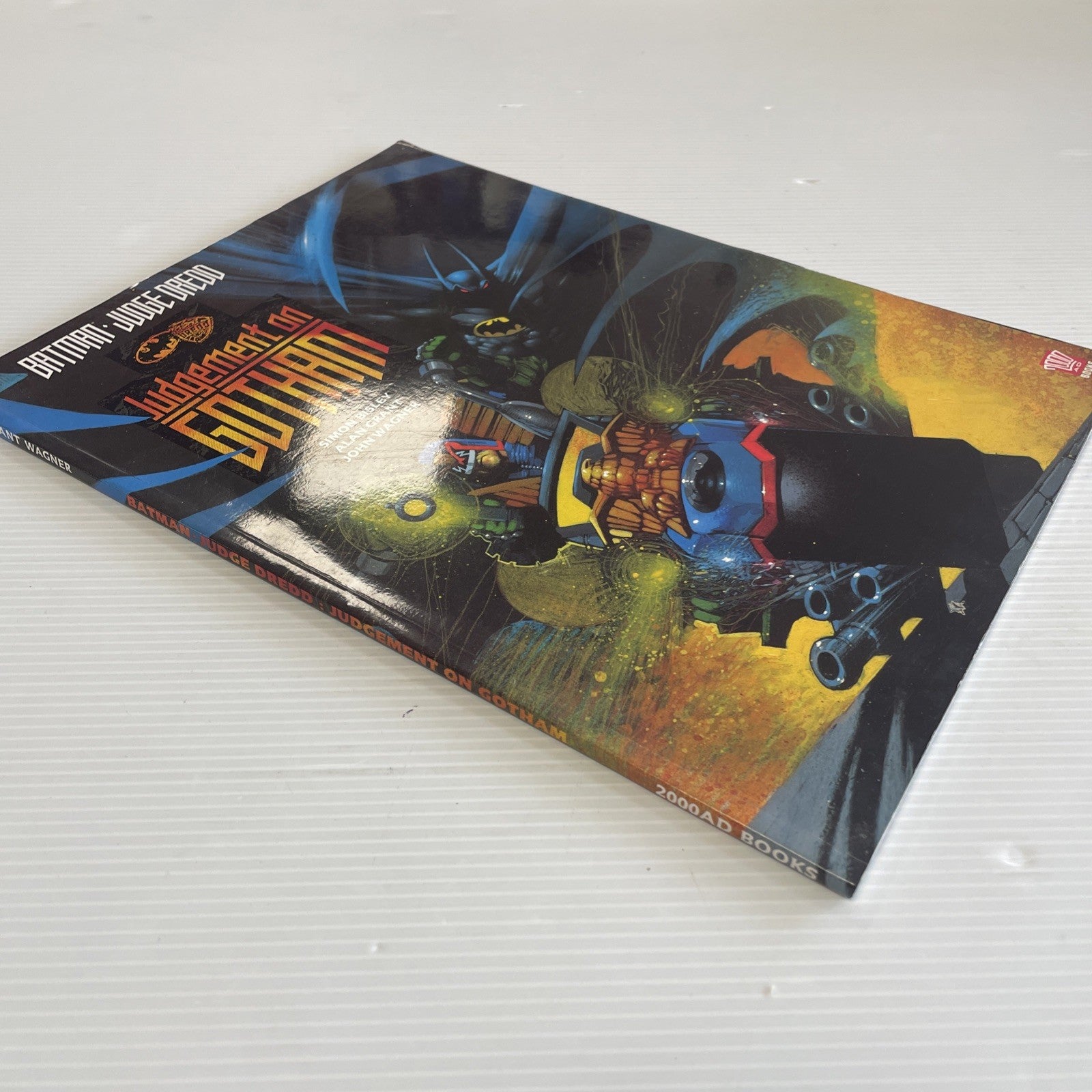 Batman Judge Dredd: Judgement on Gotham 1991 Anniversary Edition by Simon Bisley3