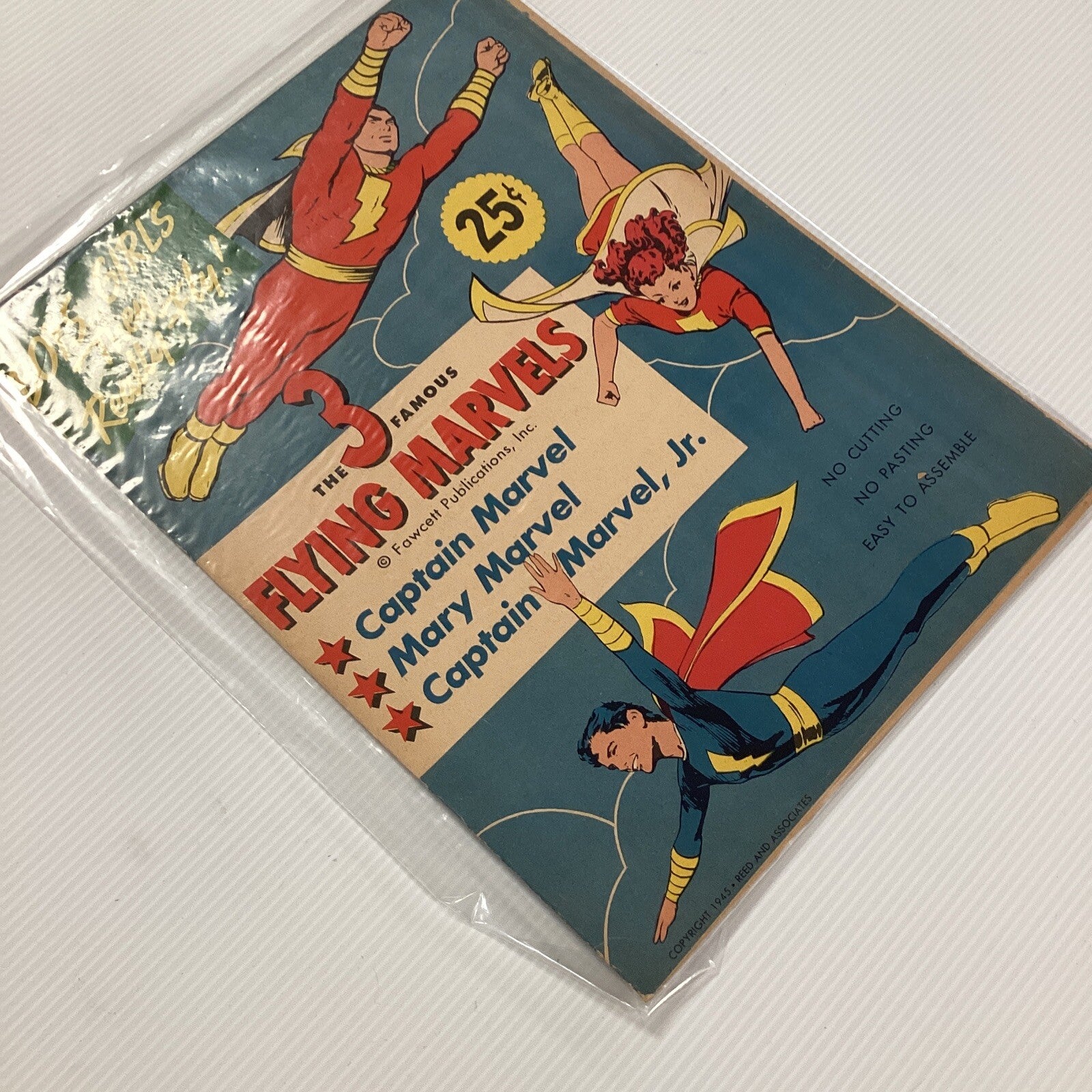 The 3 Flying Marvels Wartime Paper Toy Fawcett Publications (5)3