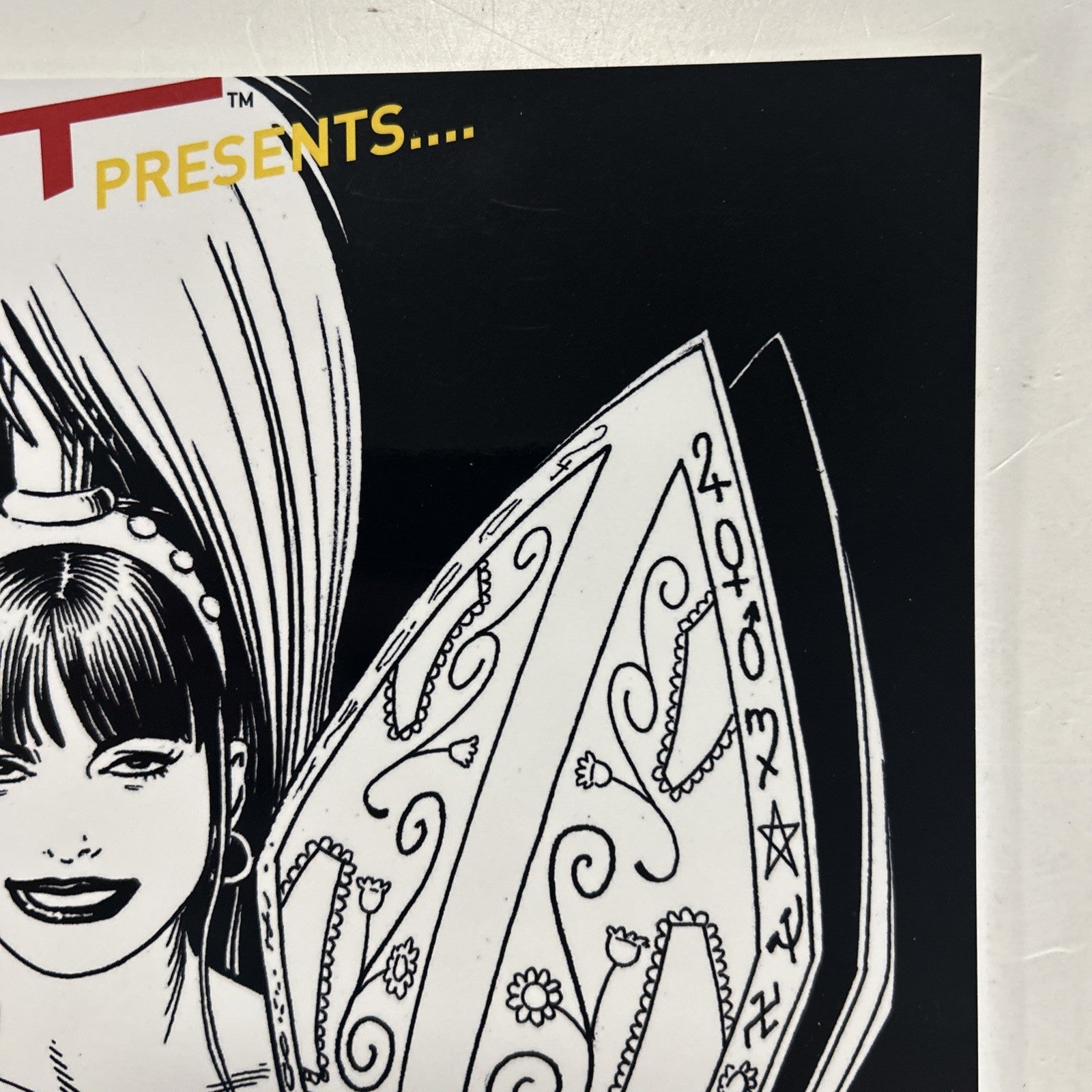 SHIFT Presents - Brian Bolland's The Actress and the Bishop TPB4