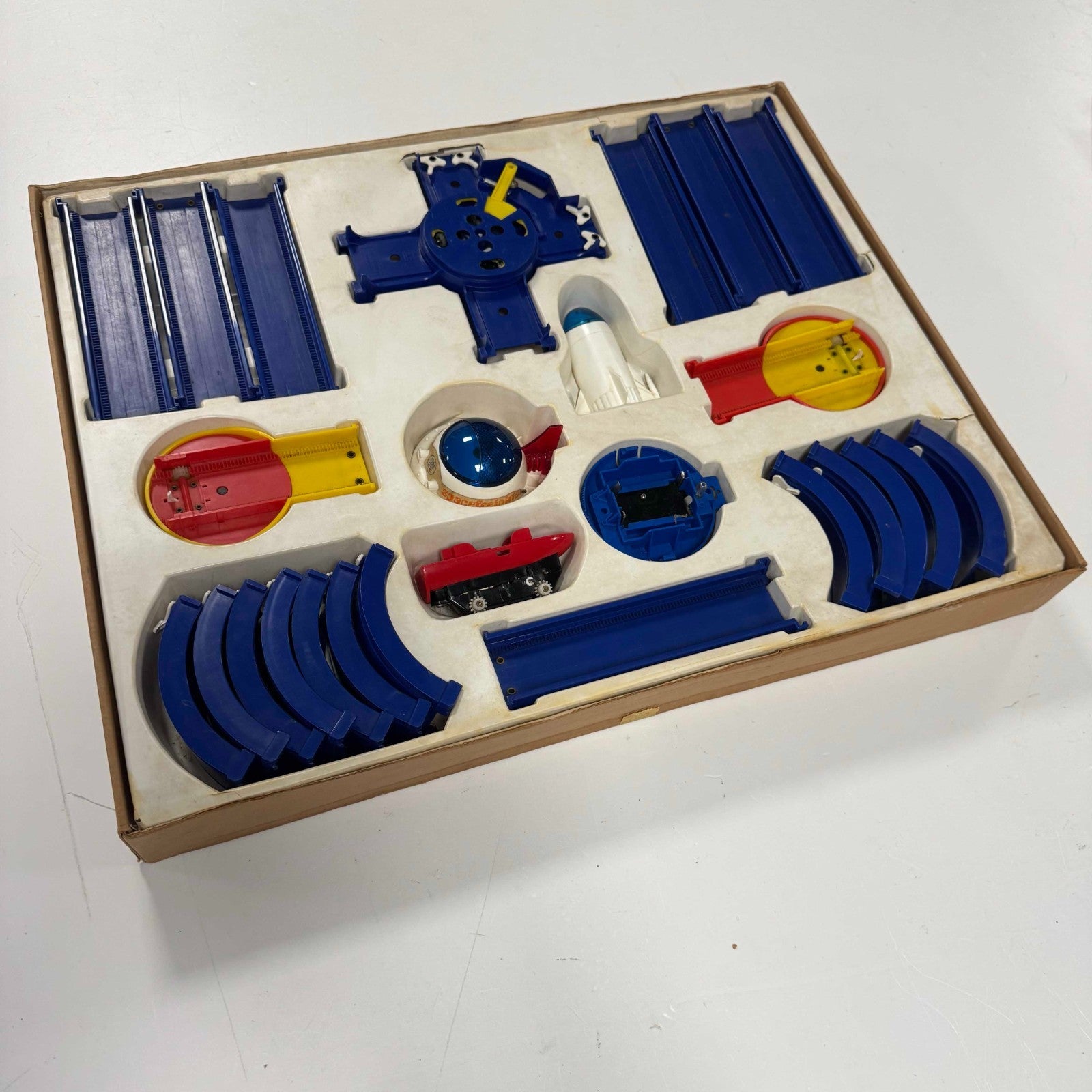 Spacenik-2 Toy Kit in Original Box Rare Space Station by Rovex Industries10