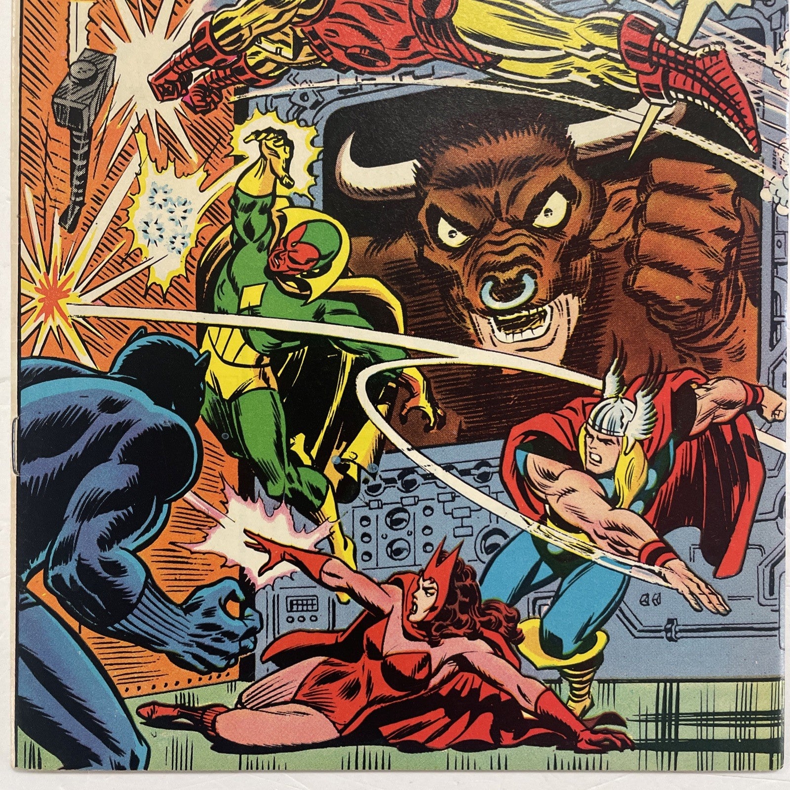 The Avengers #121 1974 VF2