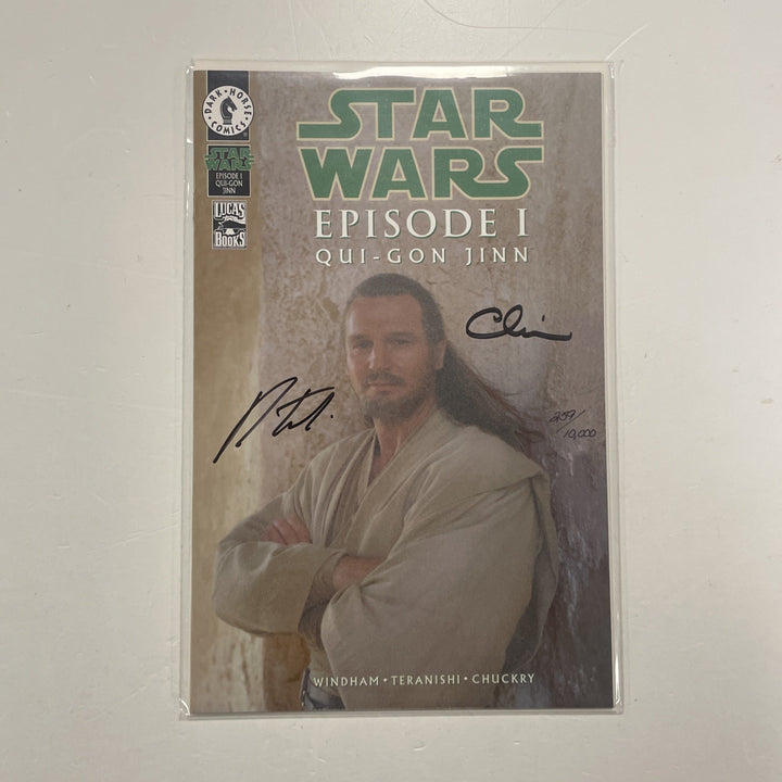 Star Wars Episode Phantom Menace #1 1999 Qui-gon Jinn Signed DF Glow In The Dark0