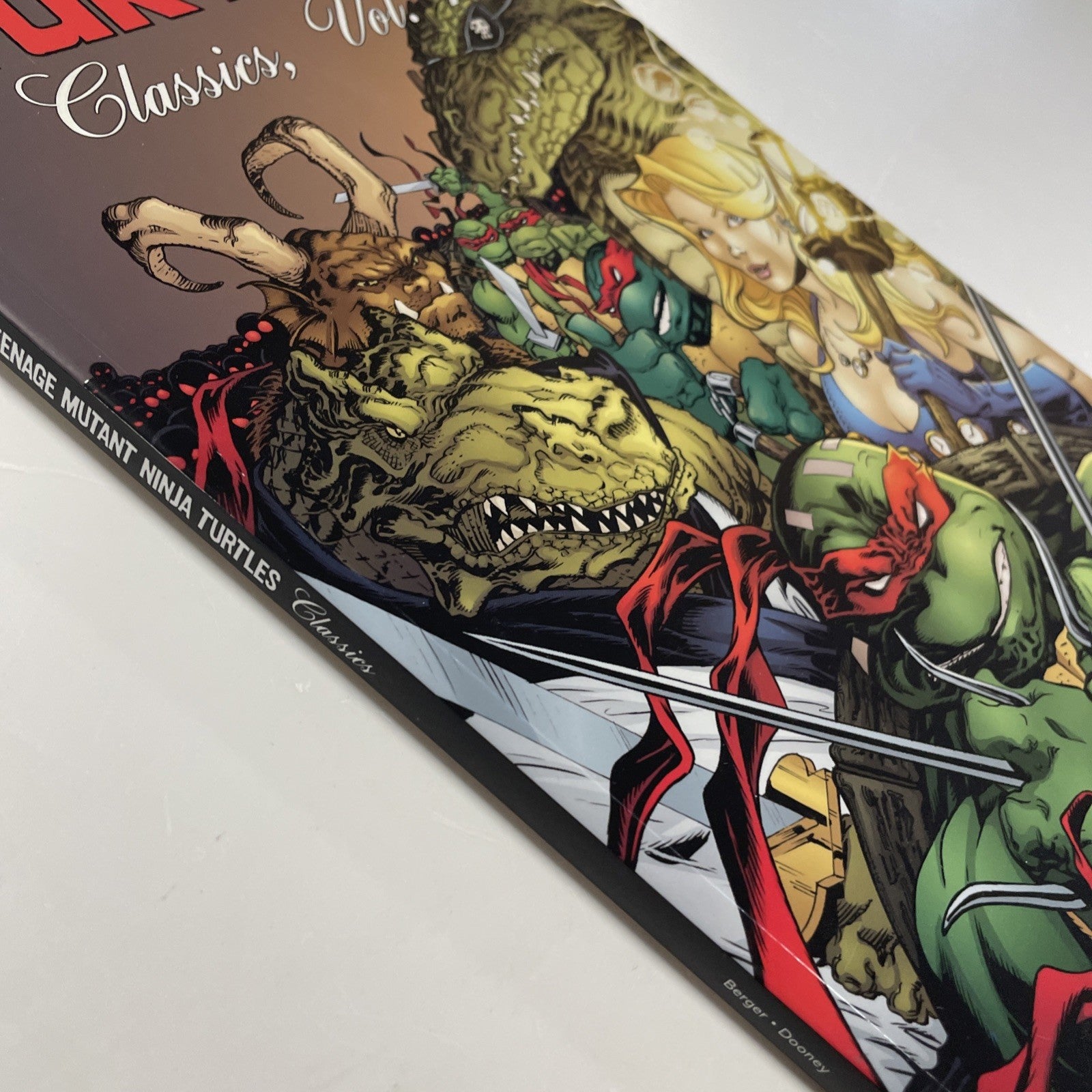 Teenage Mutant Ninja Turtles Classics Volumes 7 2013 IDW TPB4