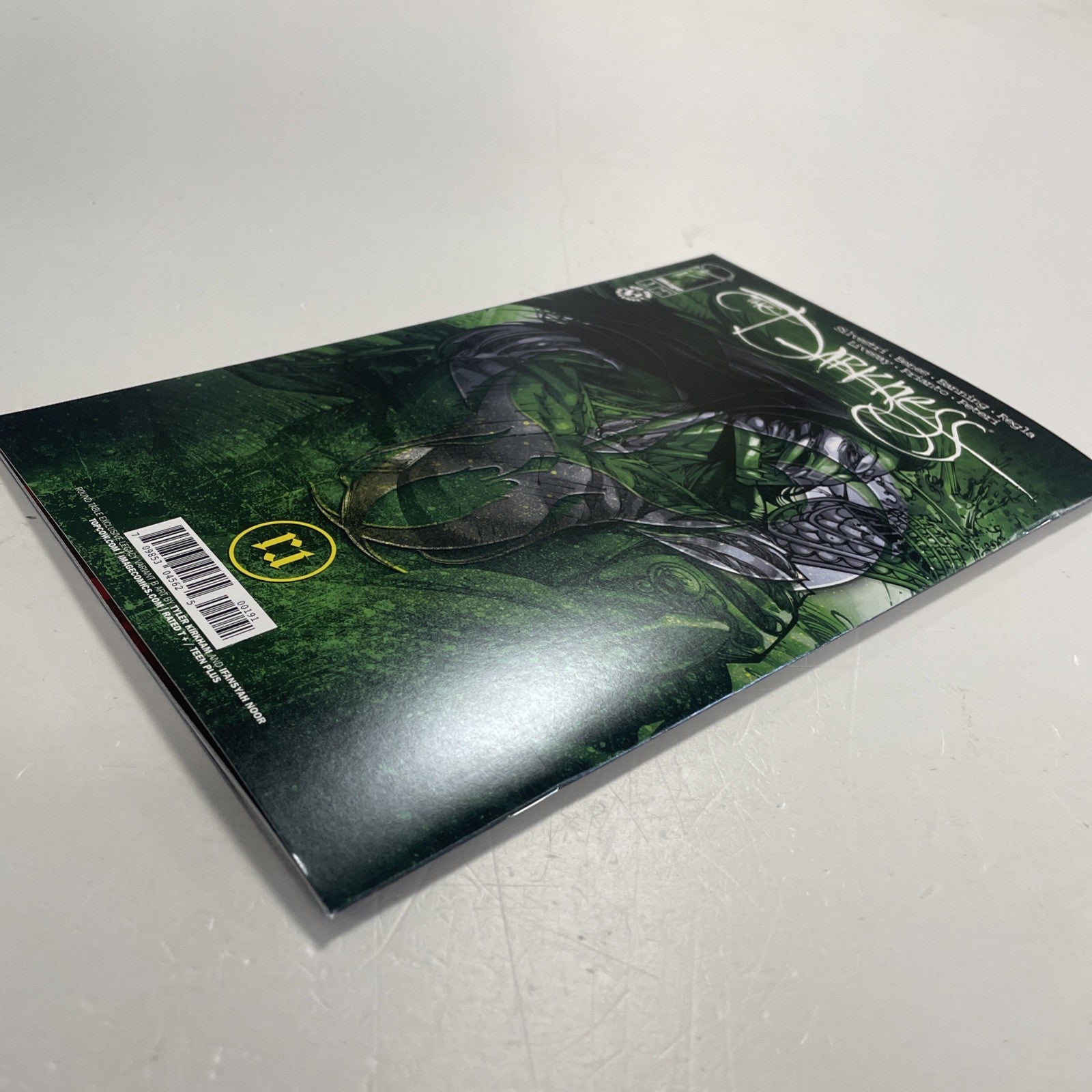 The Darkness Issue #1 2025 Tyler Kirkham Virgin Variant Round Table Blind Bag17