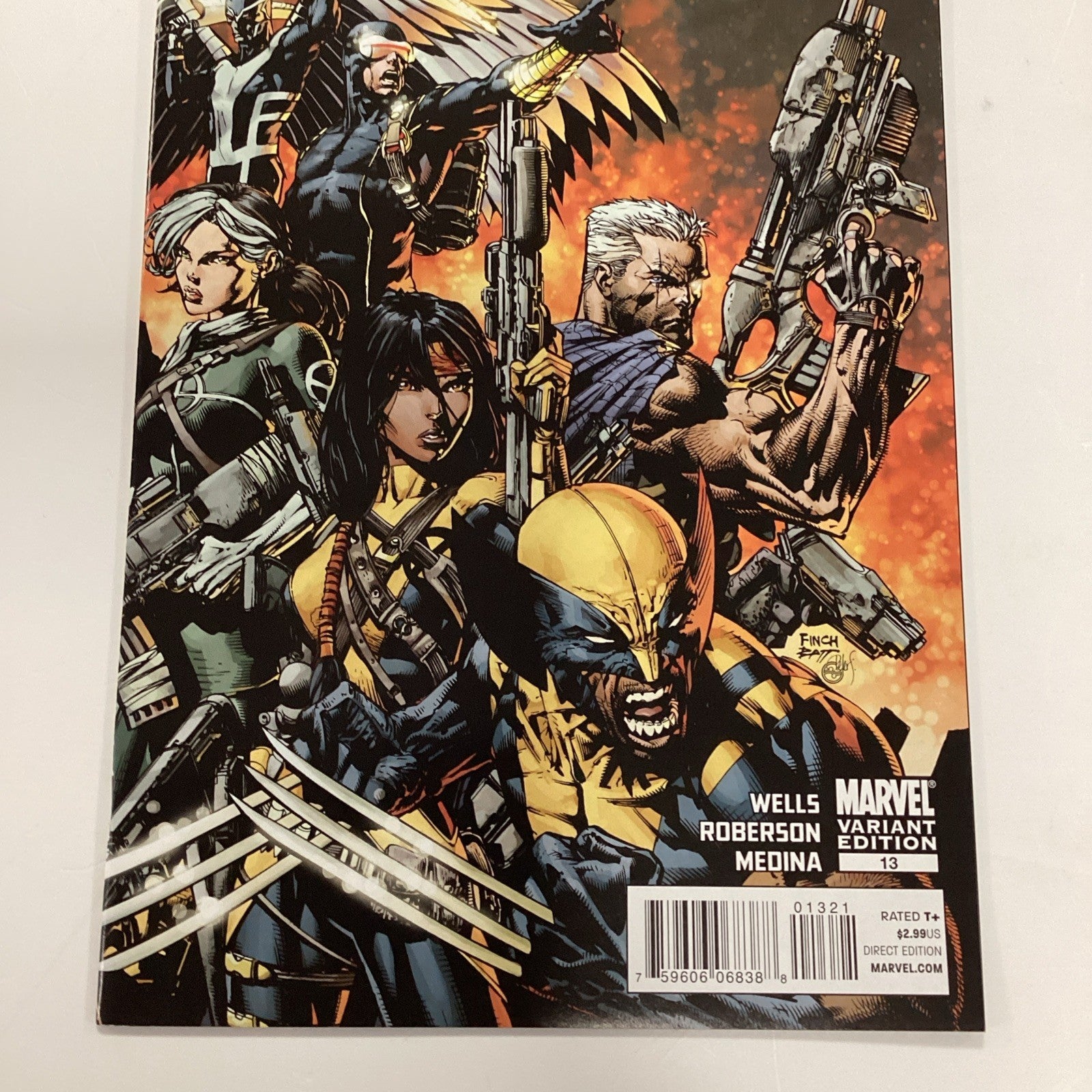 New Mutants #13 2010 VF David Finch 1:25 Retailer Incentive Variant2