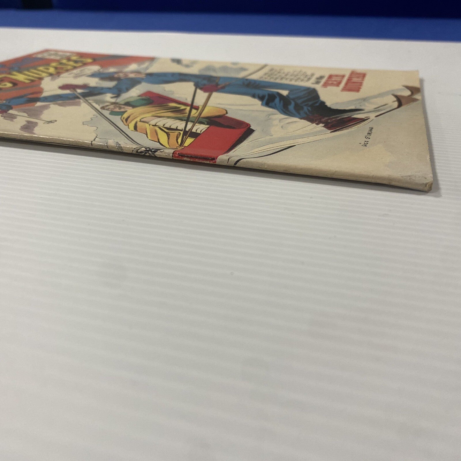 Sue and Sally Smith Flying Nurses 1962 #50 VG+ Pence copy **Rusted staples**7