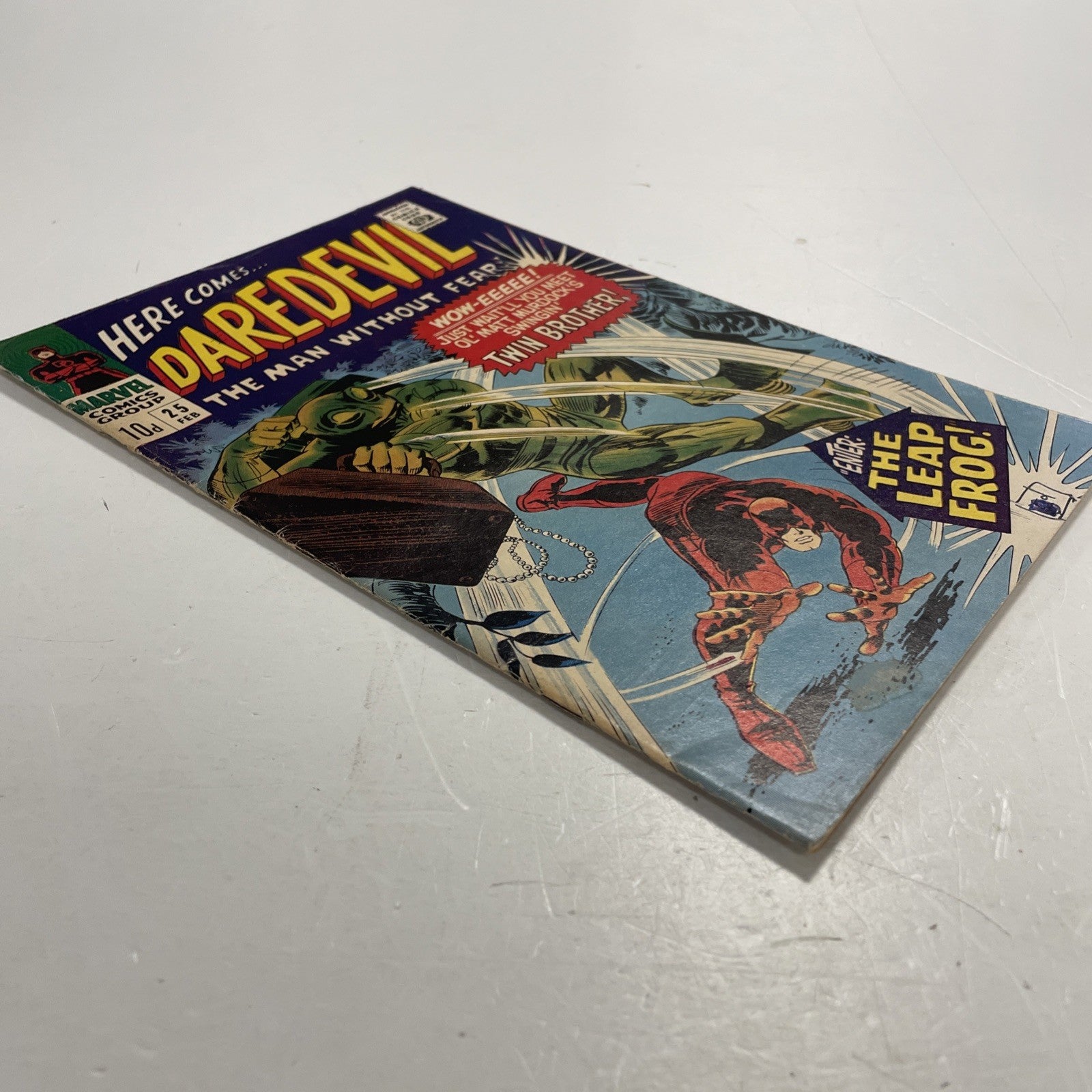 Daredevil #25 1967 VG 1st Appearance of Leap Frog **Pen on bottom of front cover3