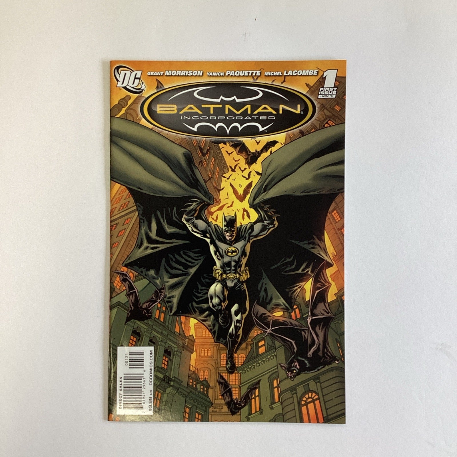 Batman Incorporated #1 2011 NM 1:25 Paquette Variant0