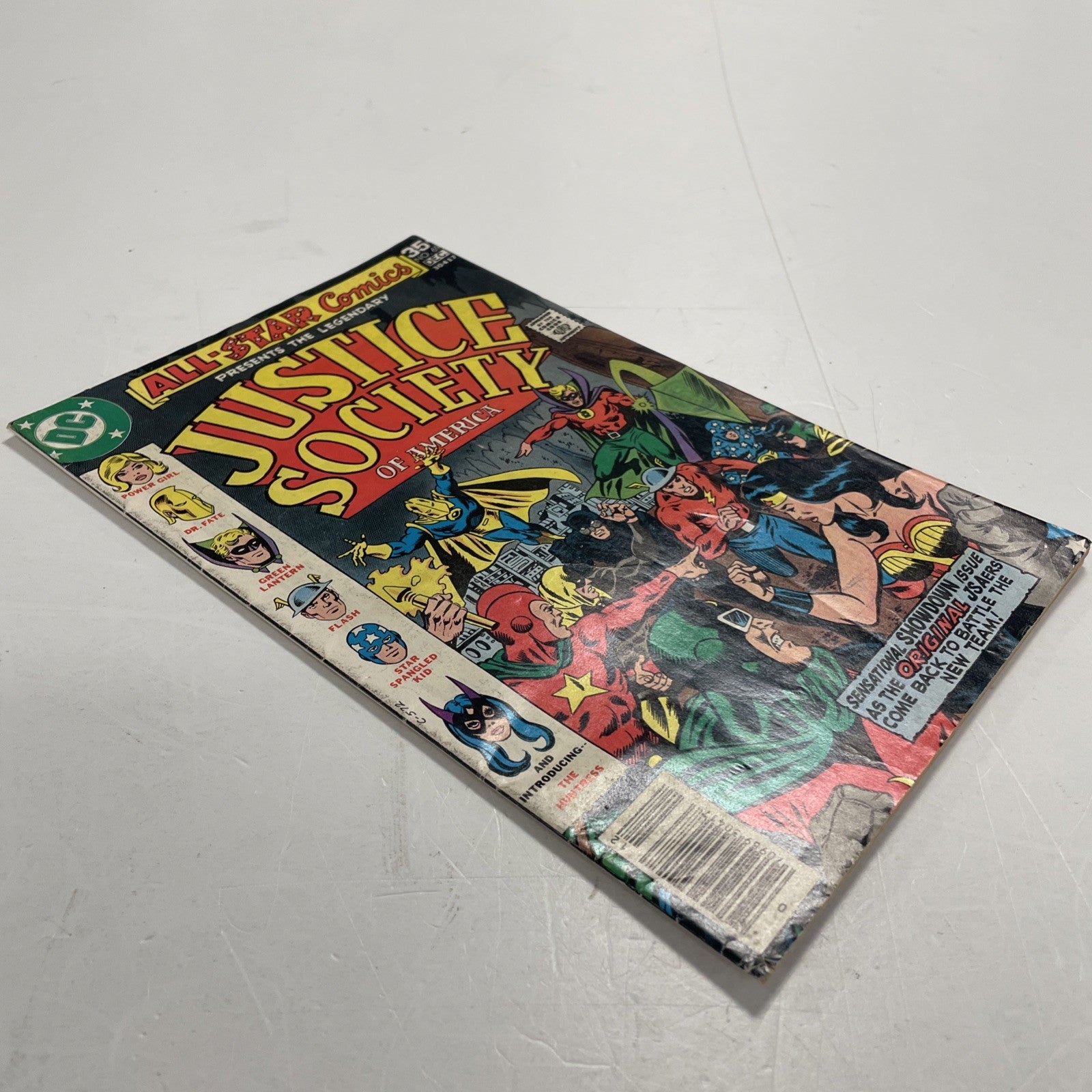 All-star Comics Presents Justice Society Of America #69 1977 VG+ 1st Huntress3