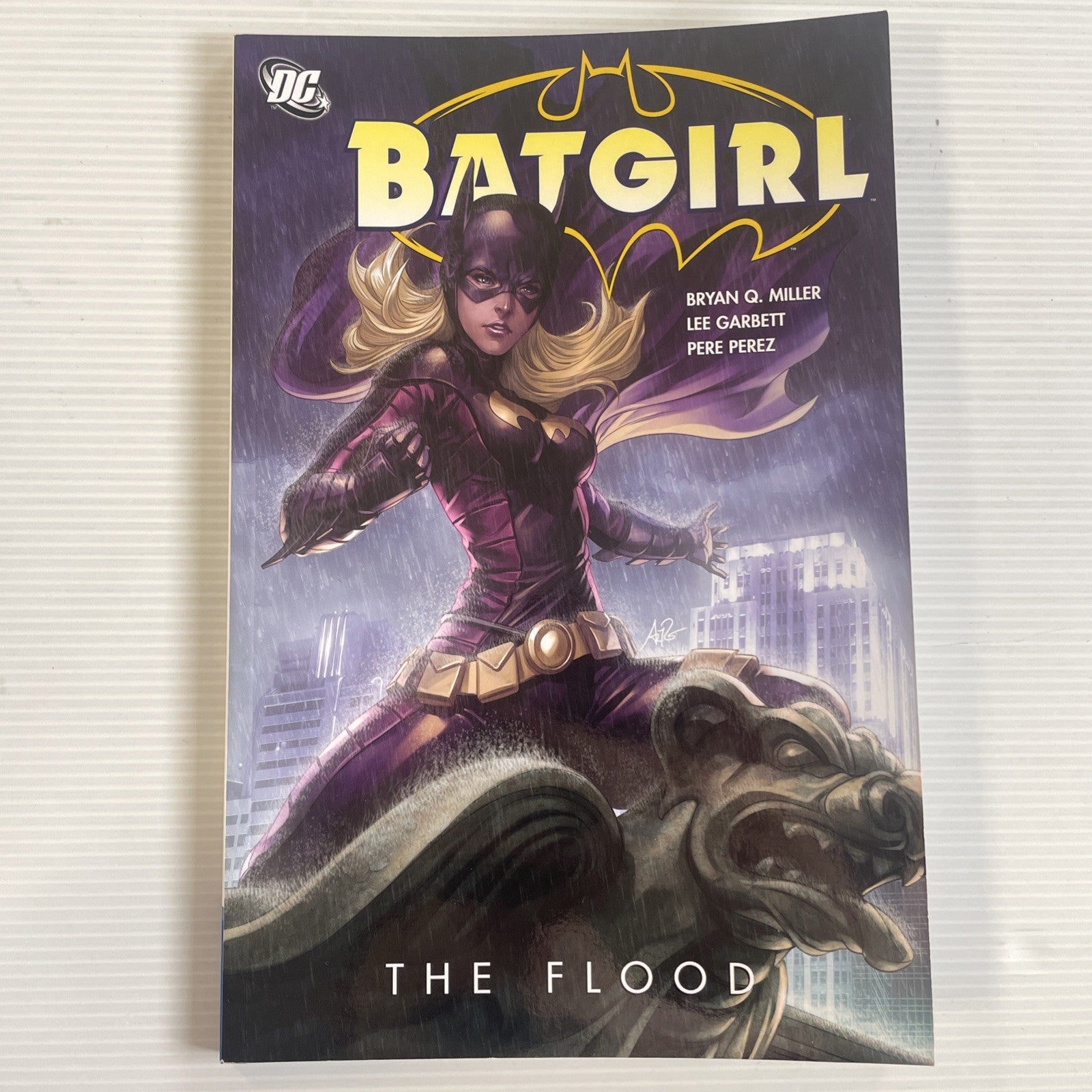 Batgirl The Flood 2010 TPB Trade Paperback Graphic Novel DC Comics0