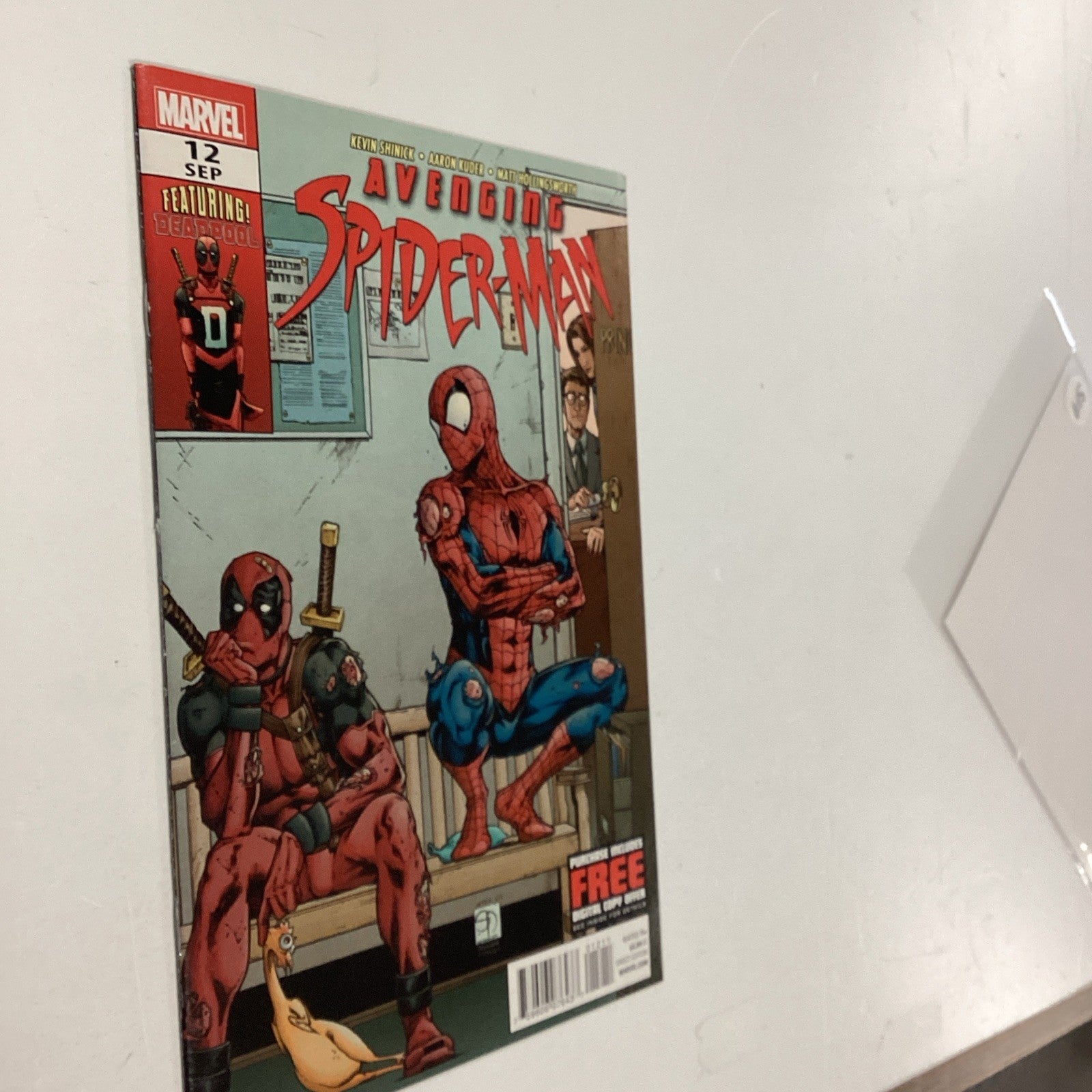 Avenging Spider-man #12 2012 VF/NM Deadpool appearance3