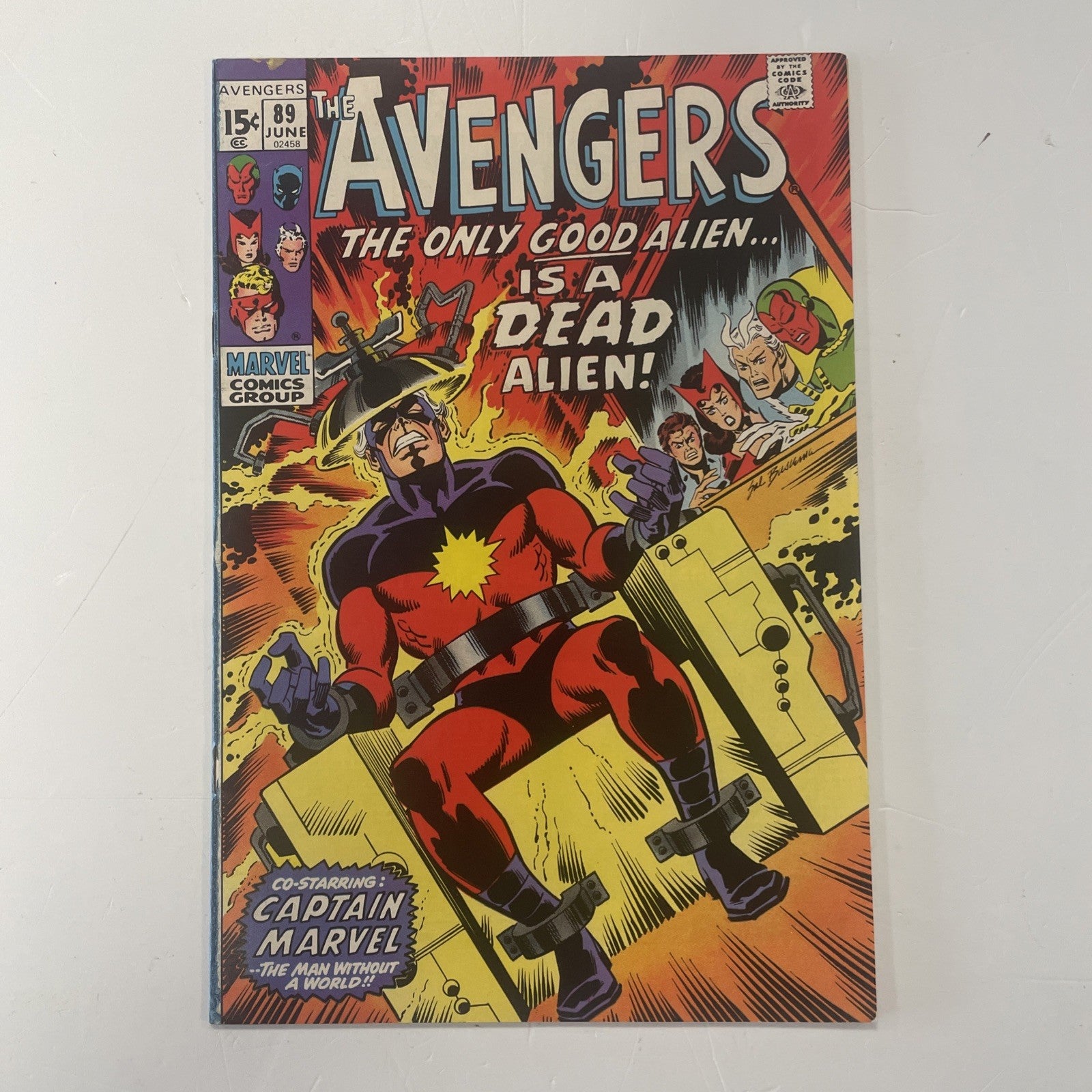 Avengers #89 1971 FN Kree-Skrull War **Distributors Spray on Spine0