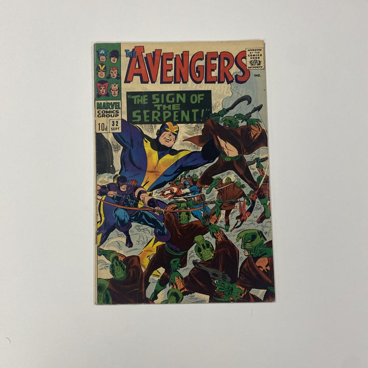 Avengers #32 1966 VG+ 1966 Pence Copy