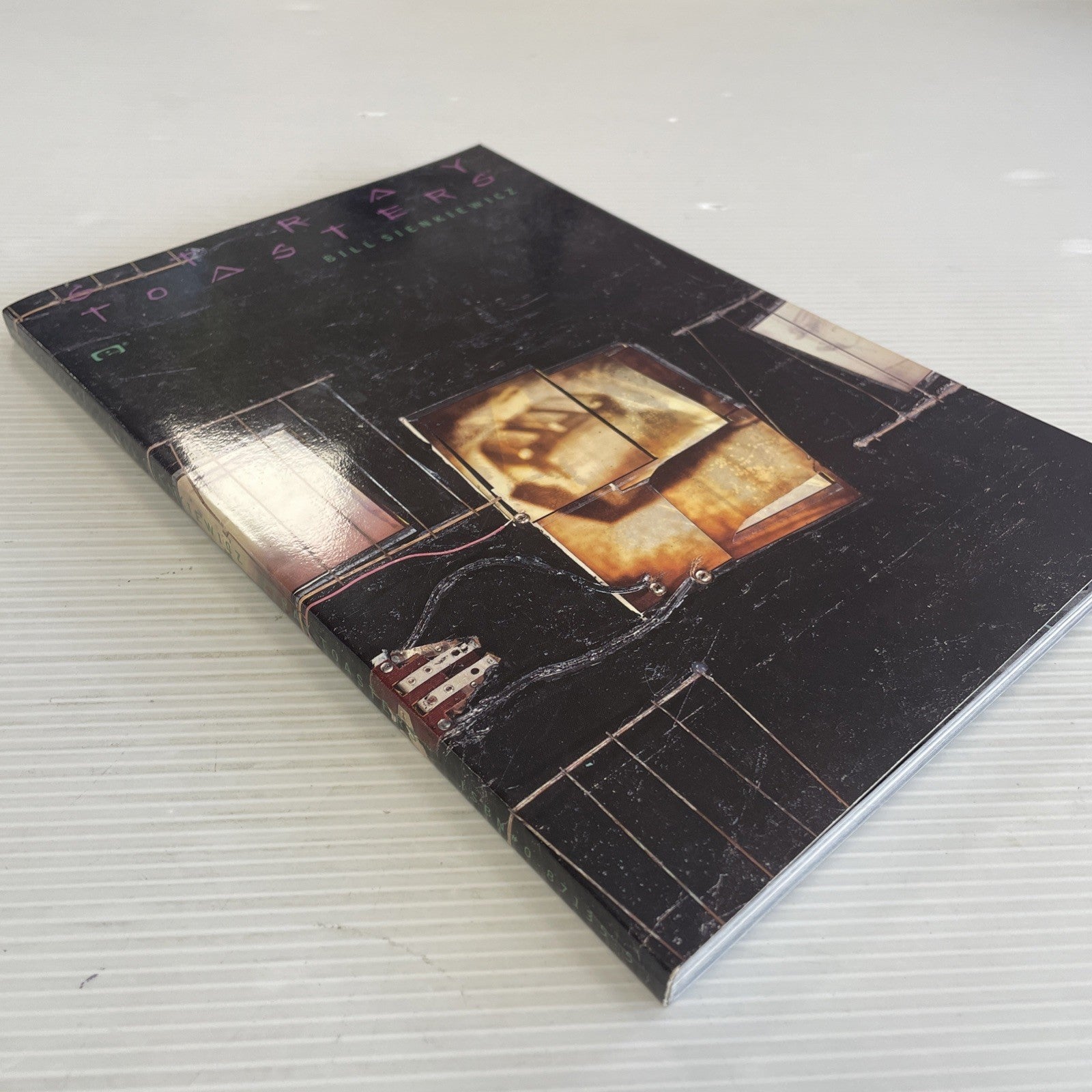 Stray Toasters Bill Sienkiewicz First Edition Graphic Novel3