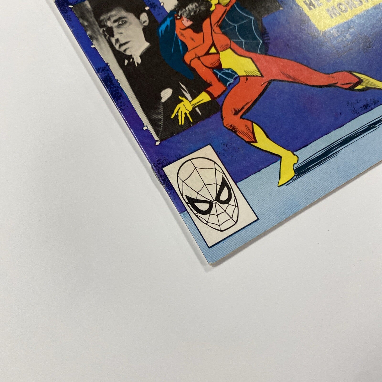 Spider-Woman #32 1979 FN Frank Miller Monster Cover Pence Copy3