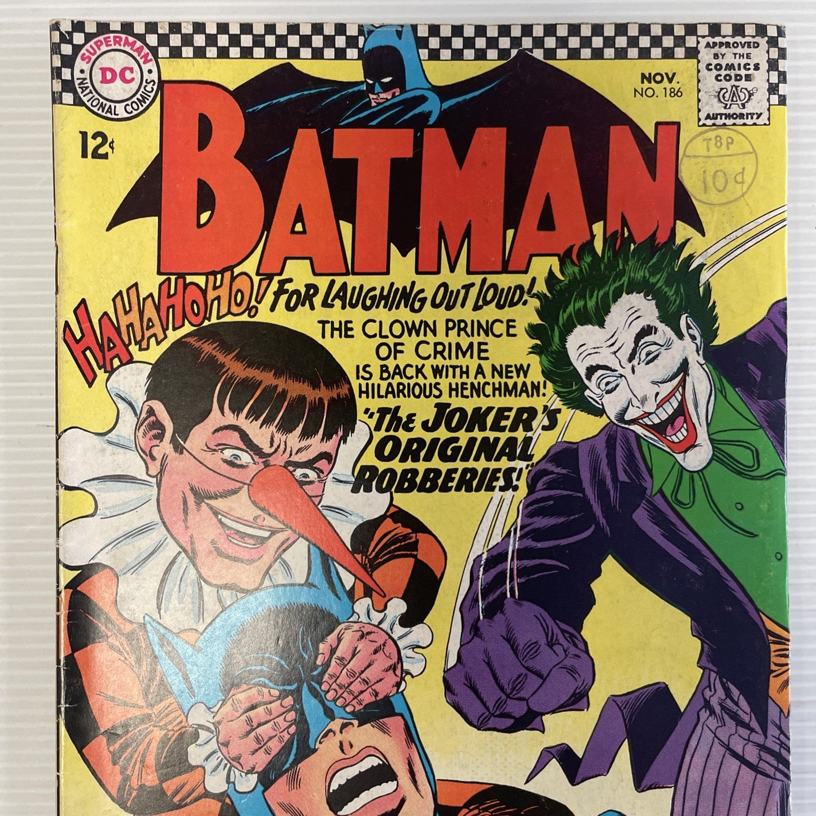 Batman #186 1967 VG+ Pence Stamp 1st Appearance of Gaggy **Spine Roll1