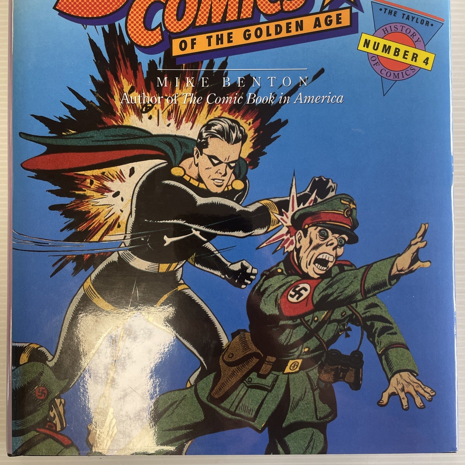 Superhero Comics of the Golden Age:The Illustrated History #4 1992 Graphic Novel2