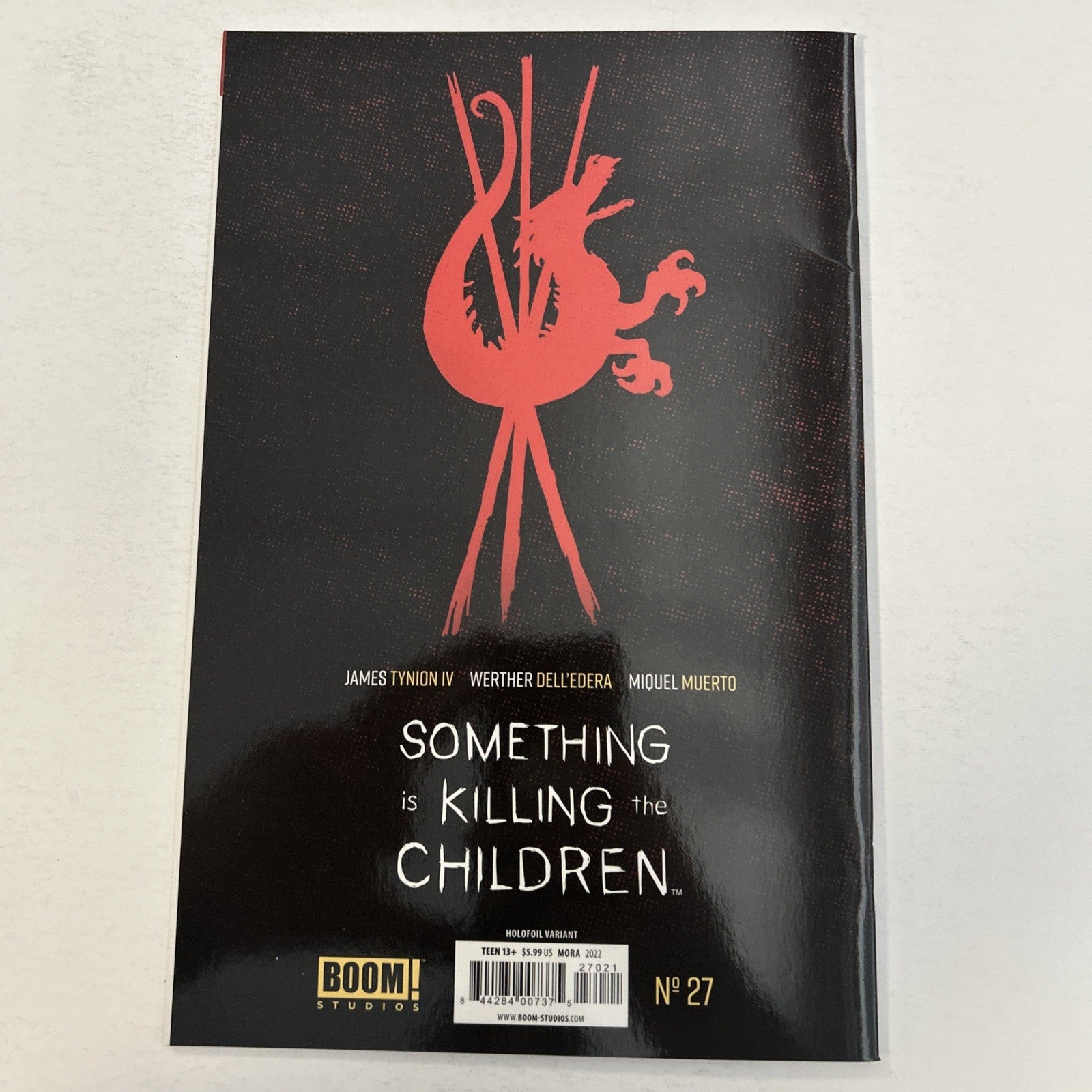 Something Is Killing The Children #27 2022 NM Dan Mora Holofoil Variant6