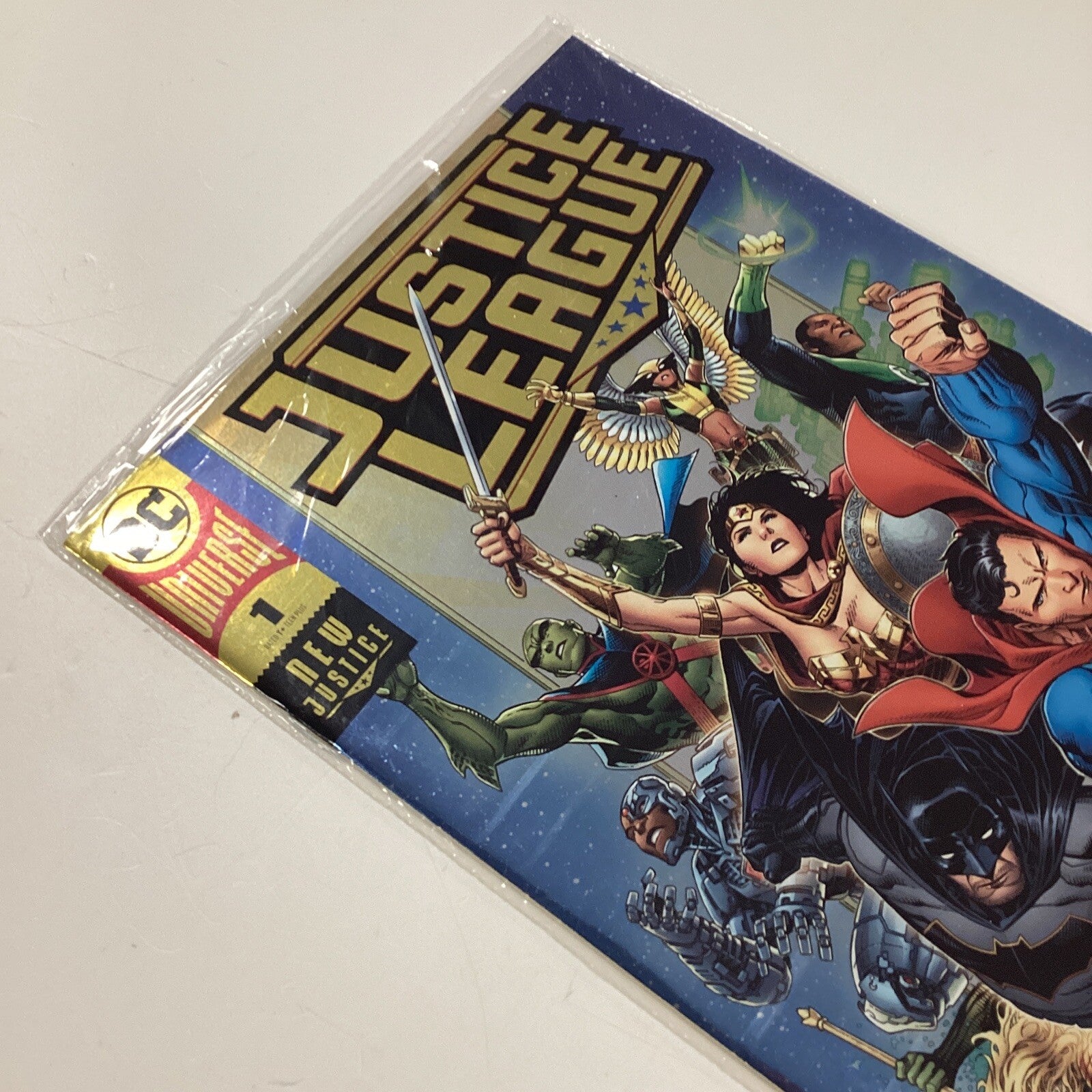 Justice League #1 2018 Artgerm Convention Gold Foil Variant in Sealed bag (1)4