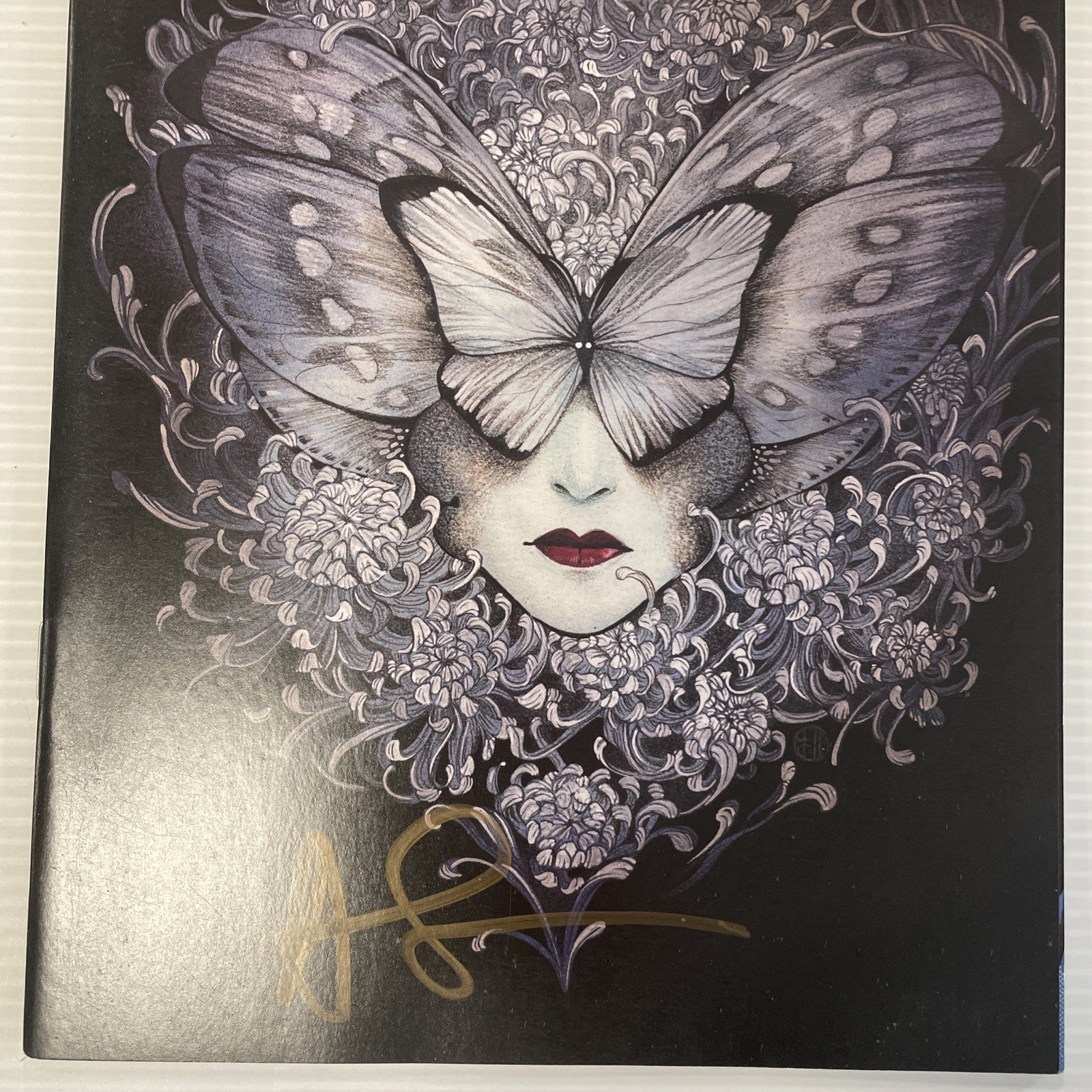 Sleeping Beauties #1 2020 VF+ Signed Alison Sampson Peach Momoko Variant2