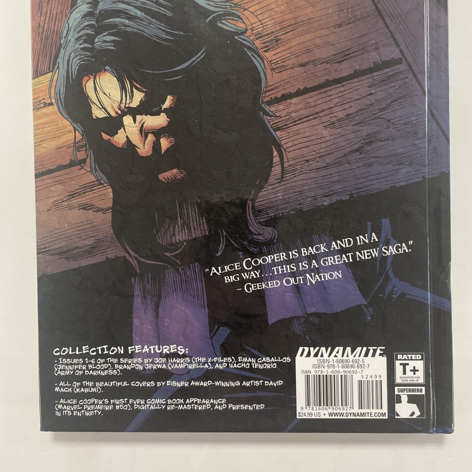 Alice Cooper Vol 1 Welcome to my Nightmare Signed by Alice Cooper (Hardbacked)4