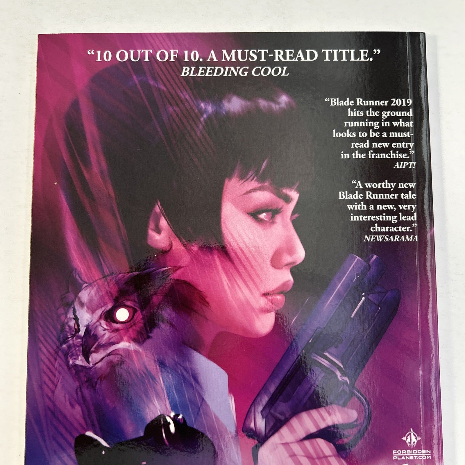 Blade Runner 2019 Los Angeles TPB Vol. 1 Inc Forbidden Planet Signed Card7