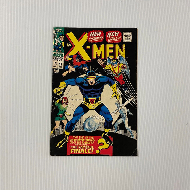 X-Men #39 1967 FN Cent Copy Pence Stamp New Costumes and Cyclops Origin