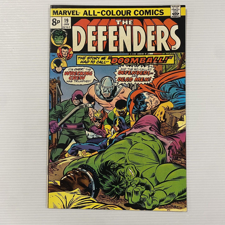 The Defenders #19 1975 FN 2nd Appearance of Wrecking Crew Pence Stamp